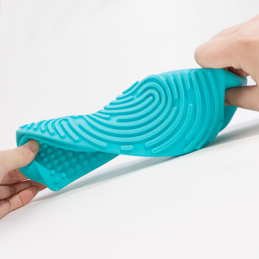 Soft and Foldable Pencil Holder